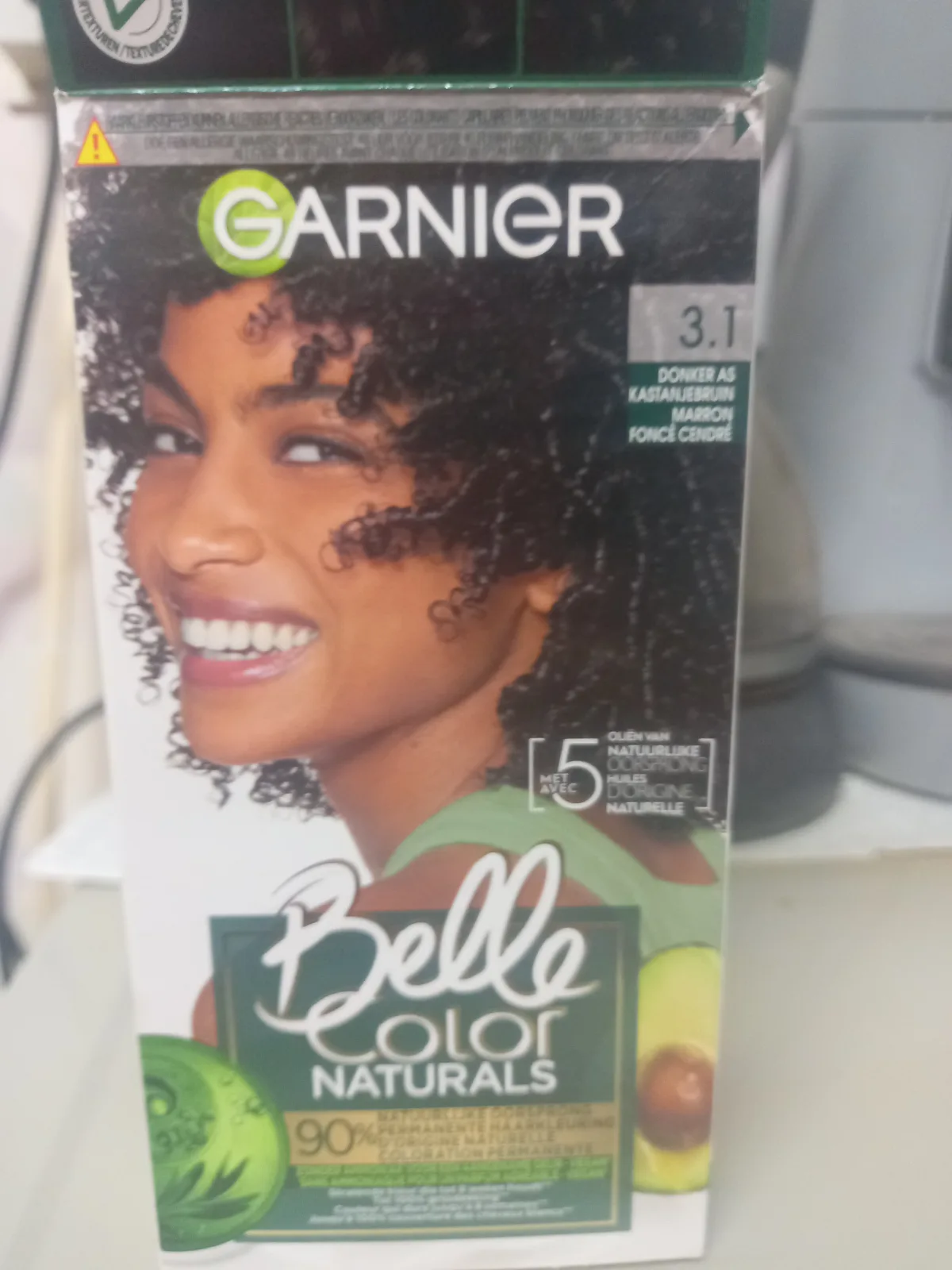 Belle Color Naturals 3.1 Donker As Kastanjebruin Voor Permanente Haarkleuring - review image