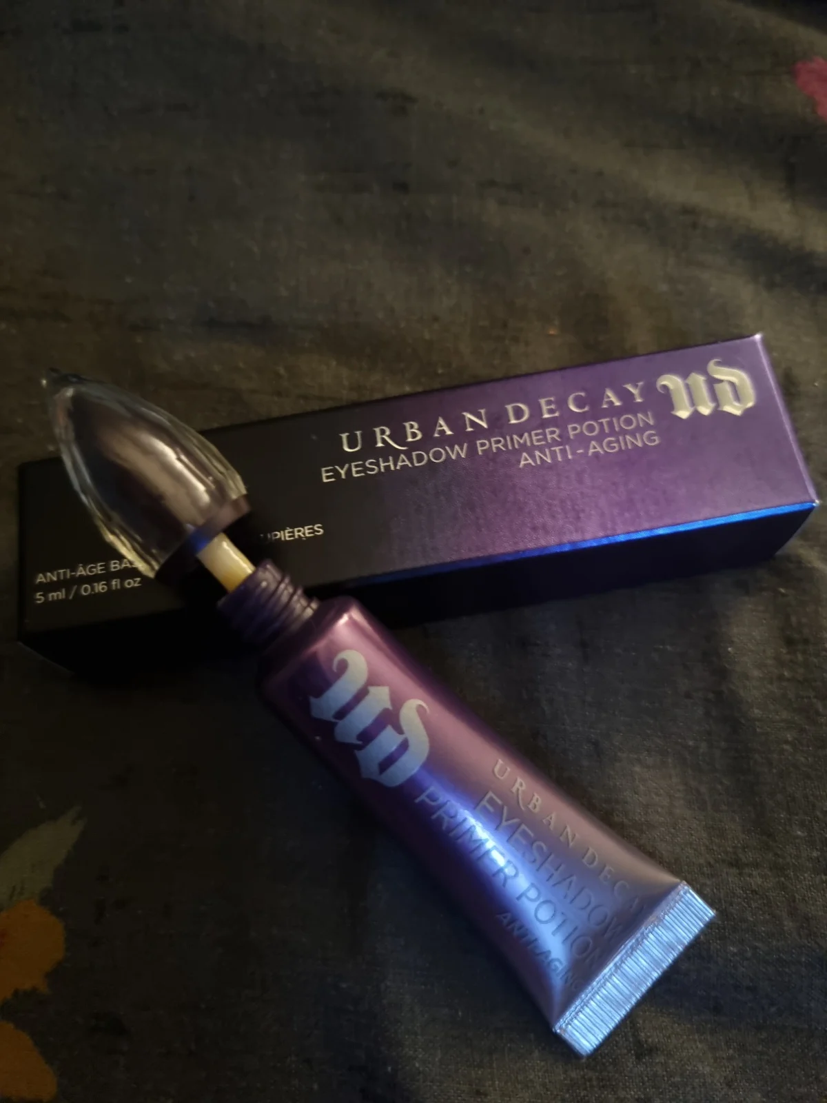 Urban Decay Eyeshadow Primer Potion Anti Aging - review image