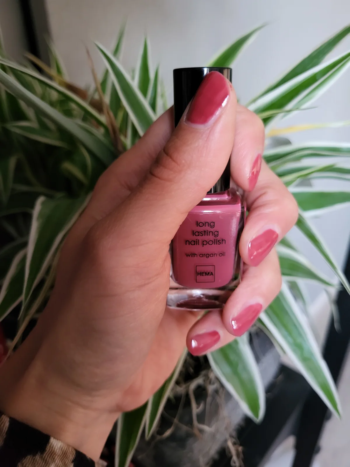 Long Lasting Nagellak 012 Vampy Smoke - review image