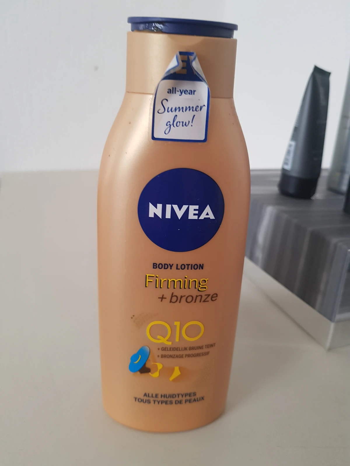 NIVEA Q10 Firming + Bronze Body Lotion - 200 ml - review image