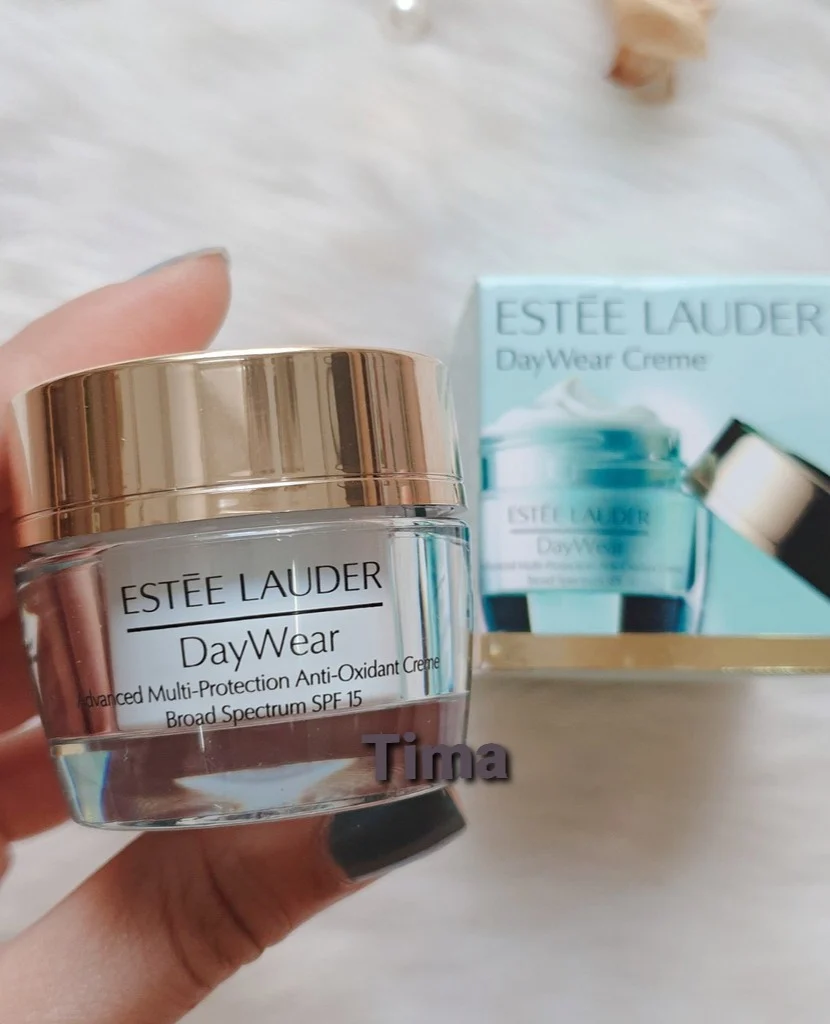 Estée Lauder DayWear Advanced Multi-Protection Anti-Oxidant Creme SPF15 - review image