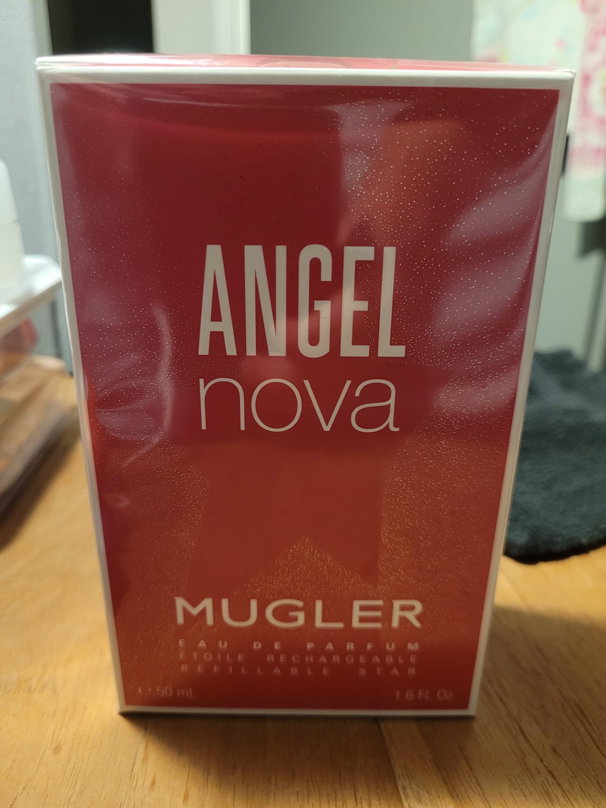 MUGLER Angel Nova Eau de Toilette - review image