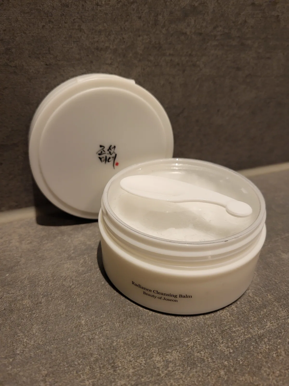 Radiance Cleansing Balm - review image