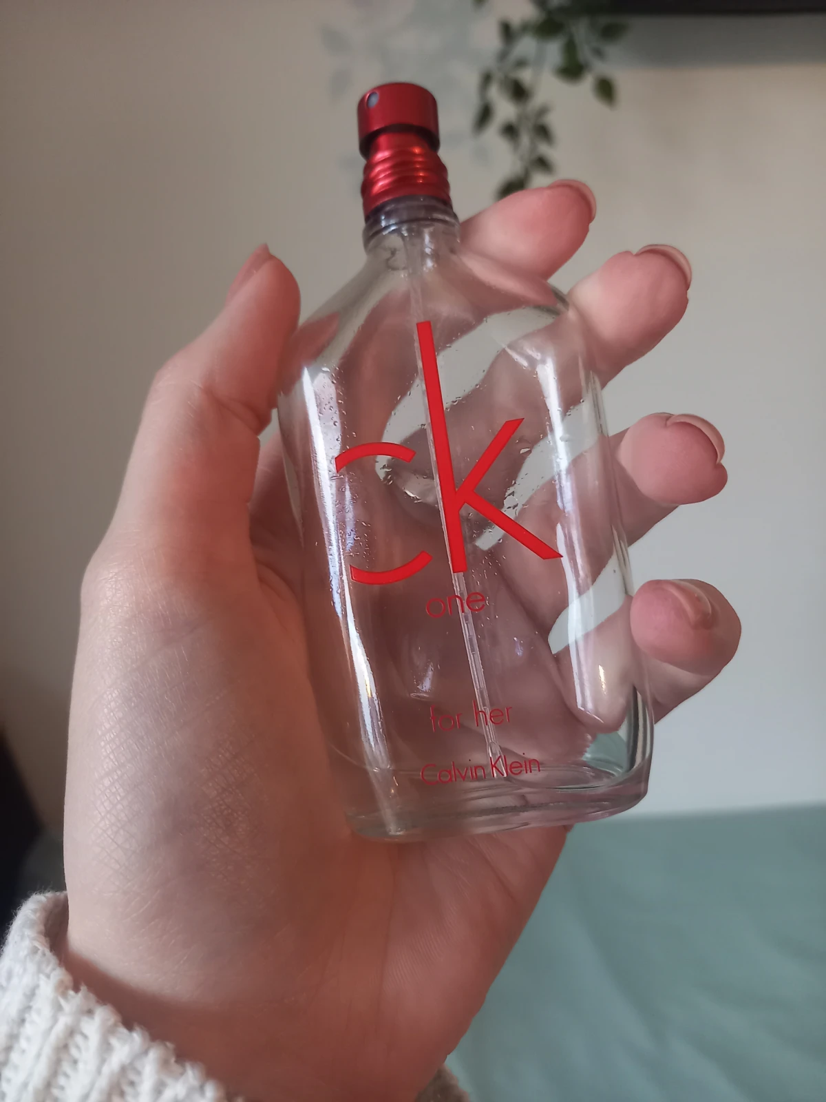 Calvin Klein Ck One Red for Her Eau de Toilette Spray 50 ml - review image