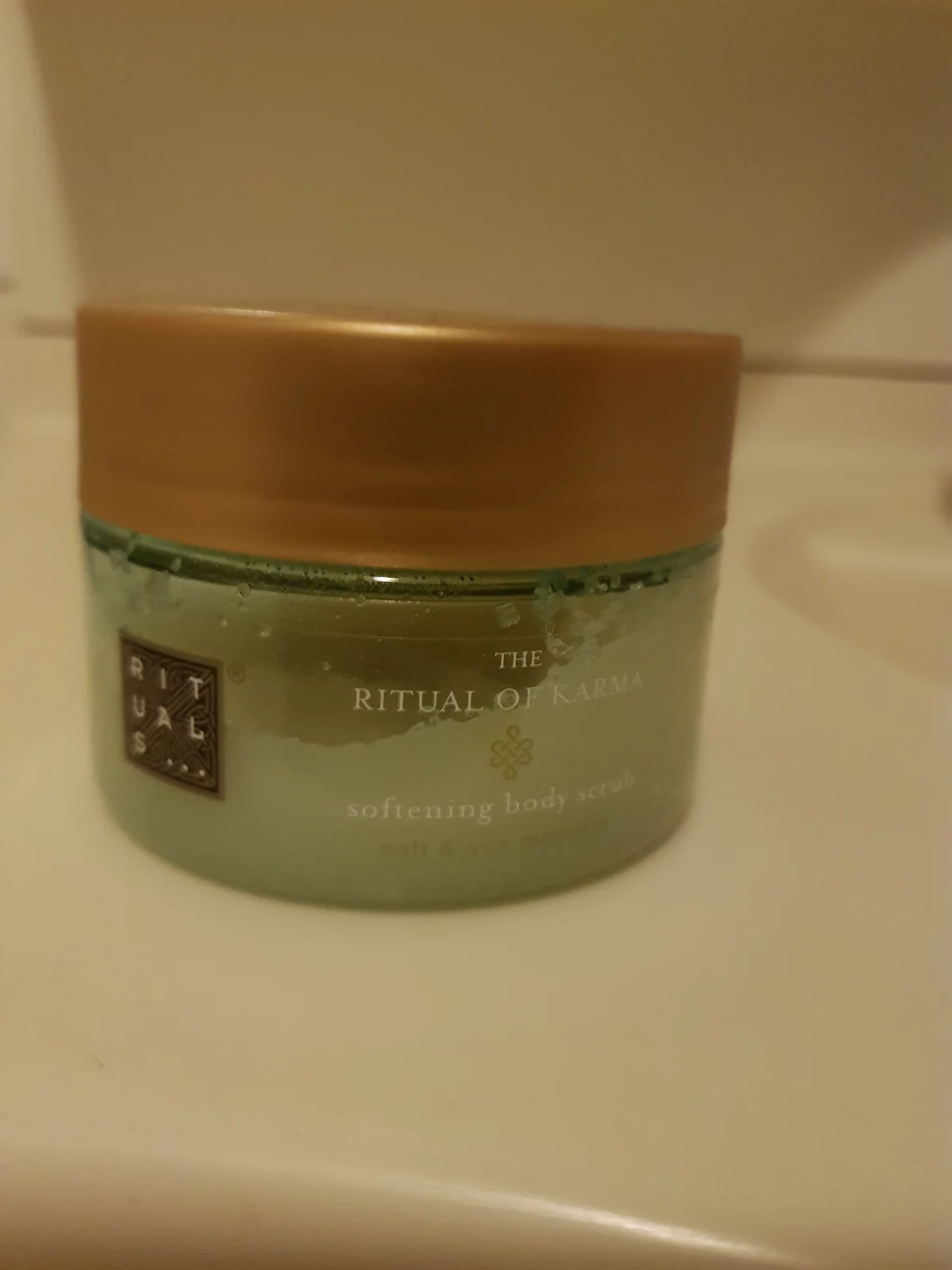 Rituals Cosmetics The Ritual of Karma Bodyscrub 250g - review image