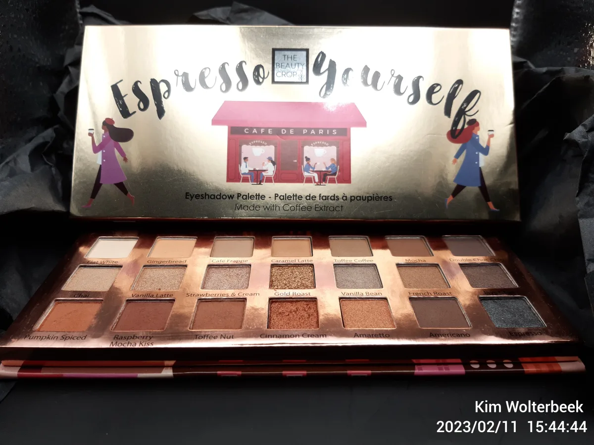 Espresso Yourself Eyeshadow Palette - review image