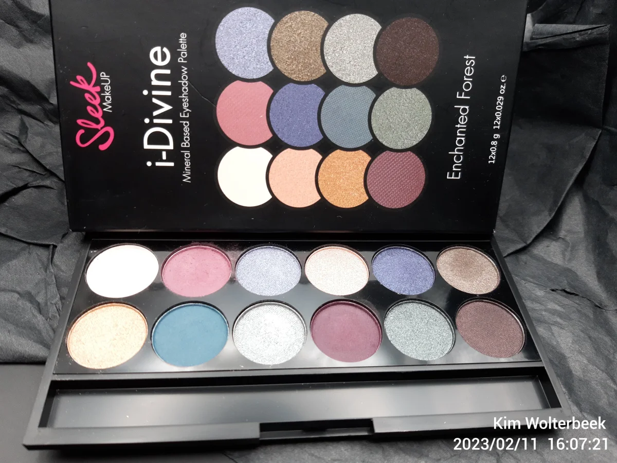 Sleek Makeup I-Divine Eyeshadow Palette Ultra Mattes V1 9.6g - review image