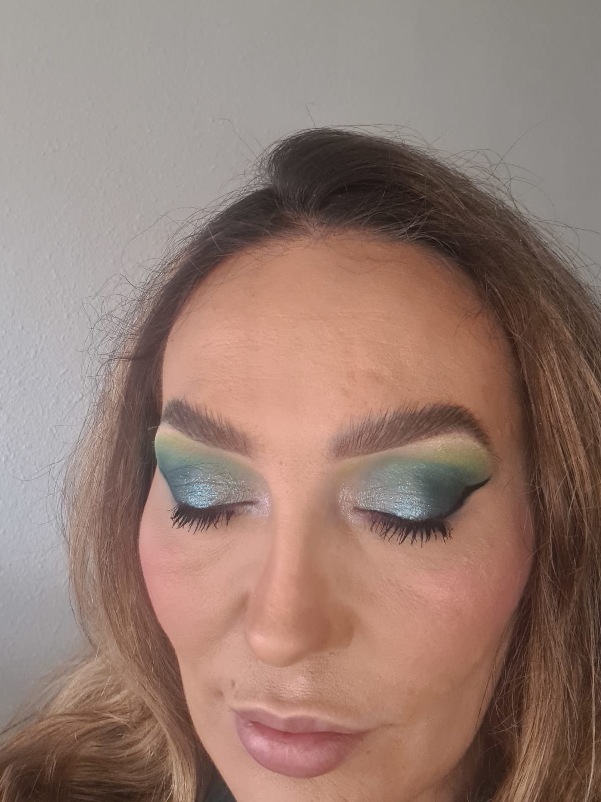 Carnival lll Love Tahiti Palette - review image