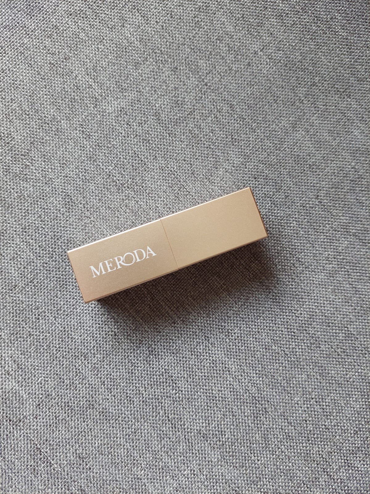 Velvet Dream Lipstick - review image