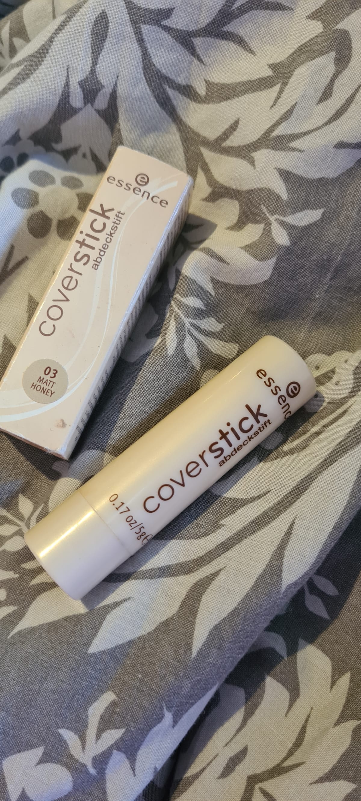 Gezichts Corrector Essence Cover 10-matt naturelle Stick (6 g) - review image