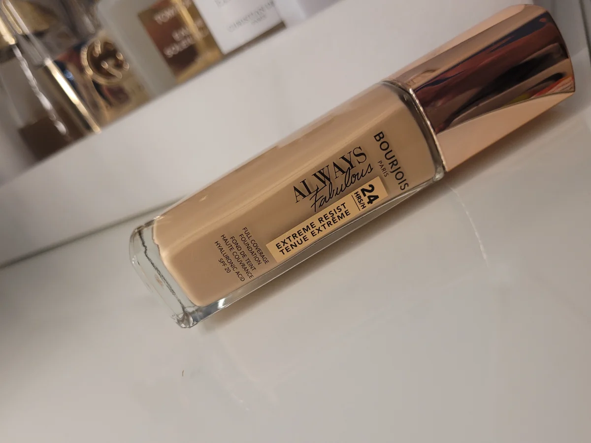 Bourjois Always Fabulous Foundation - review image