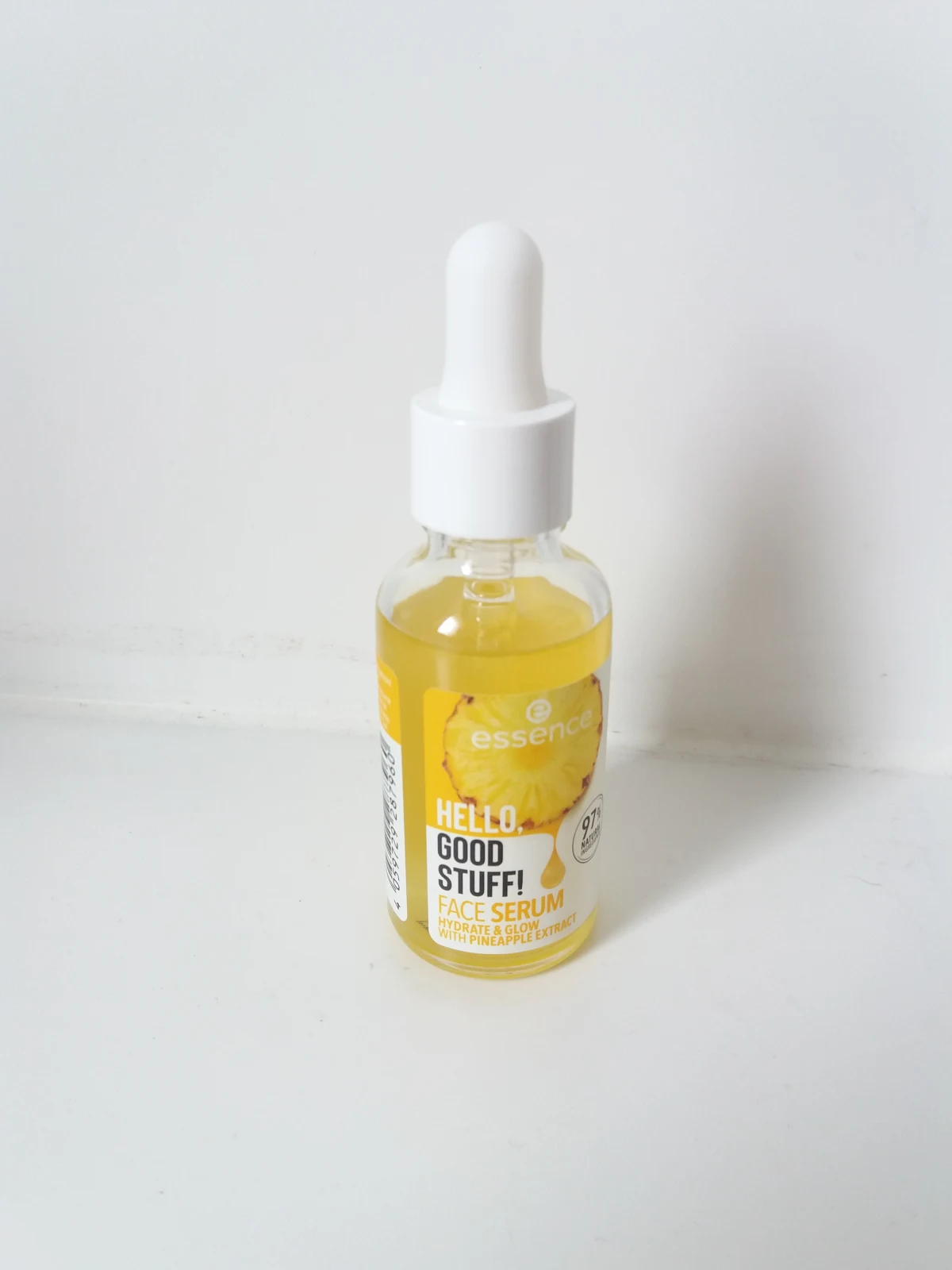 Essence - Hello Good Stuff Face Serum Hydrate & Glow Moisturizing Face Serum Pineapple Extract 30Ml - review image