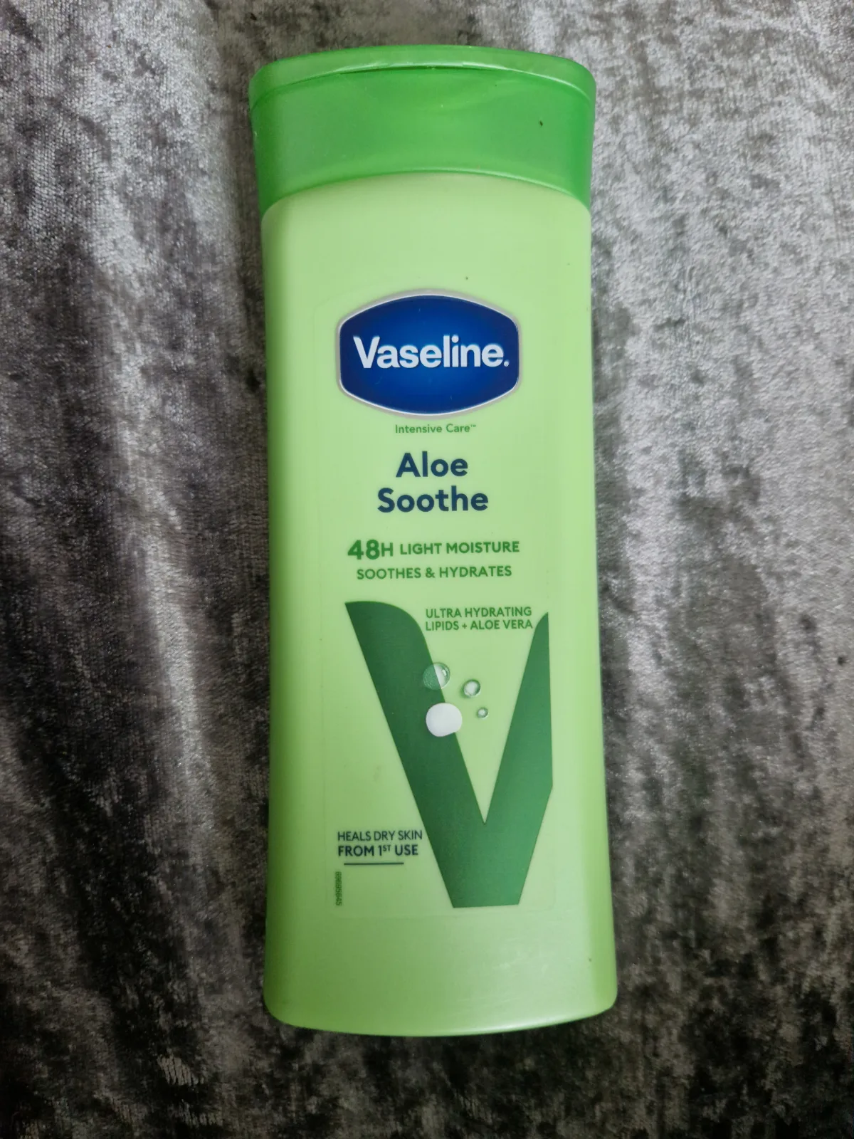 Vaseline Intensive Care Aloe Soothe Bodylotion - 400 ml - review image