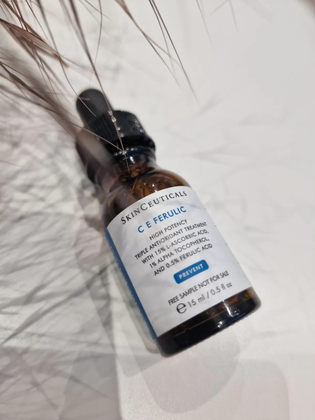 C E Ferulic met 15% L-ascorbinezuur - review image