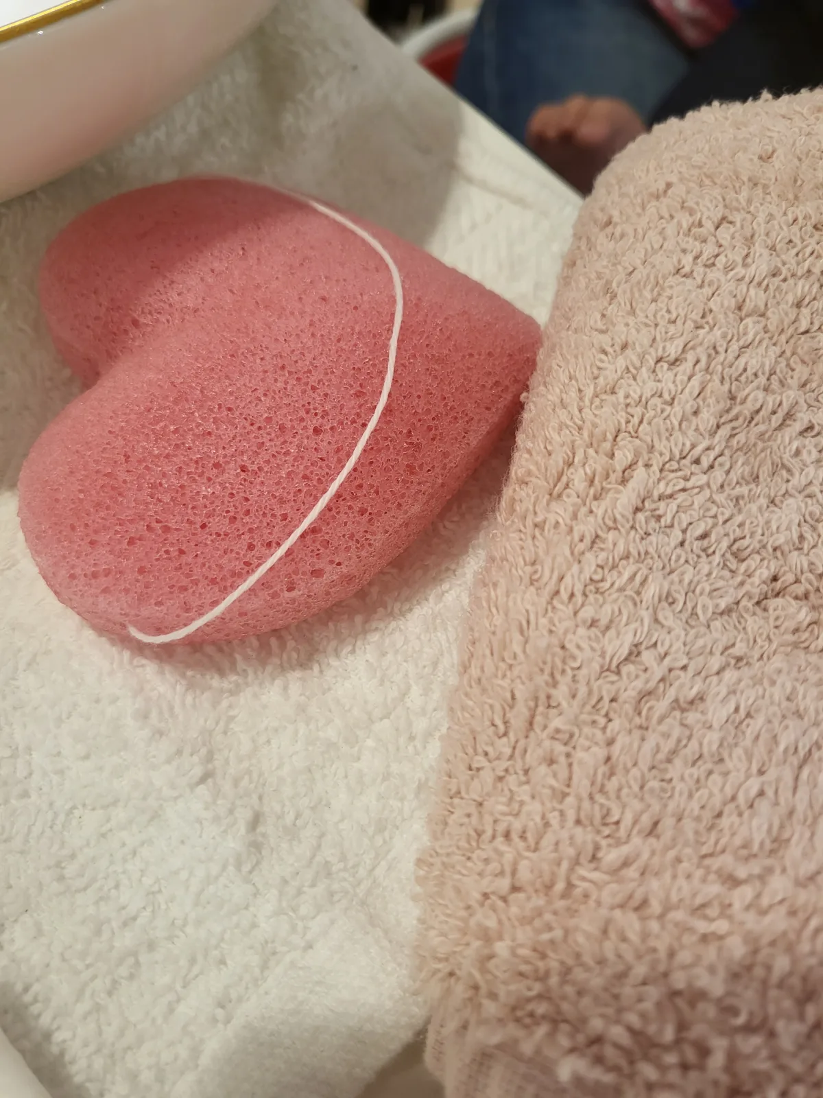 Natural SELF - Boost of Softness Konjac Sponge Pink - gelaatsreiniger - review image