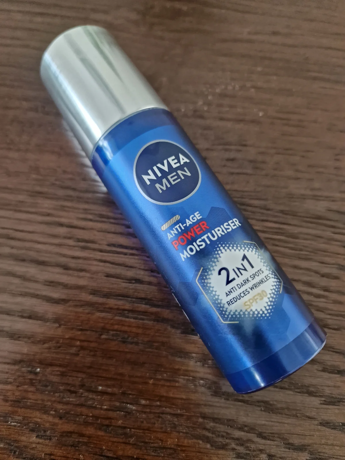 NIVEA MEN Anti-Age 2in1 Power Hydraterende Crème - Dagcrème - Normale en rijpere huid - SPF 30 - Met hyaluronzuur en Luminous630 - 50 ml - review image