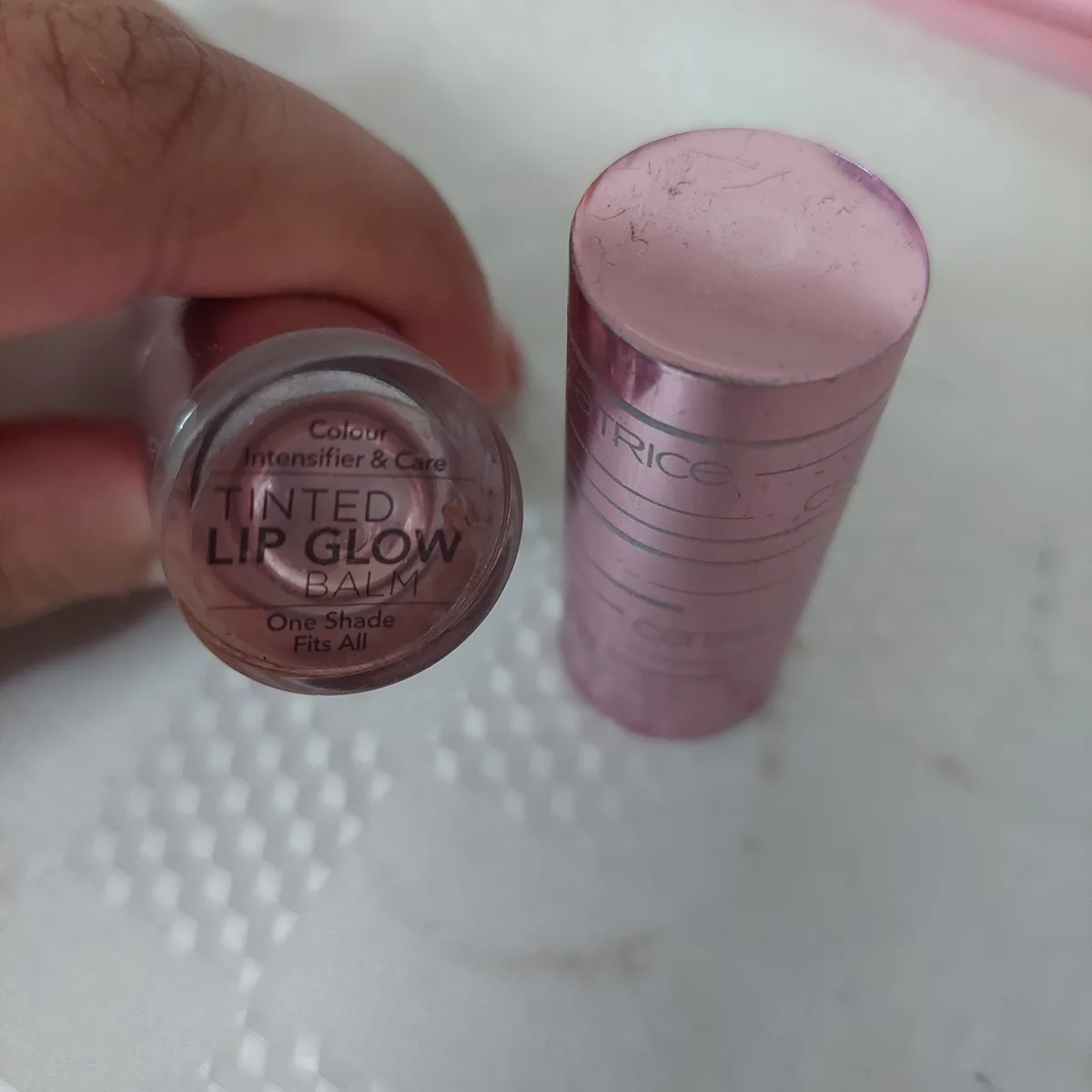 Tinted Lip Glow Balm - review image