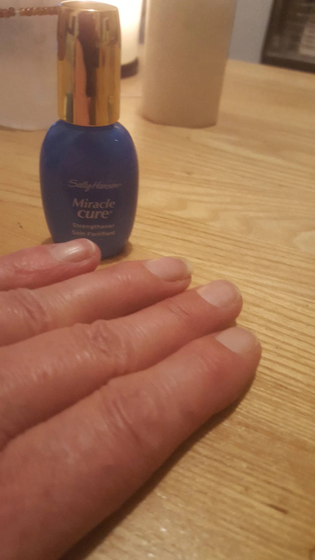 Sally Hansen Miracle Cure Nagelverzorging 13.3 ml - before review image