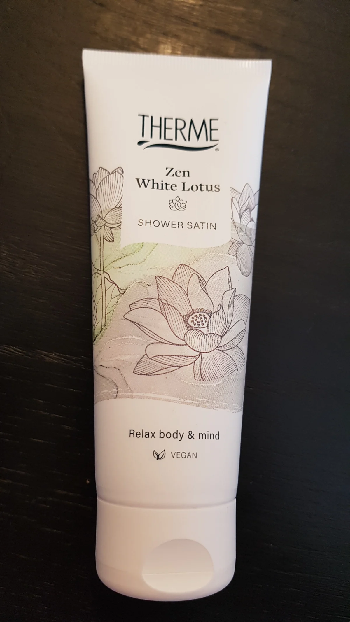 Therme Shower Satin Zen White Lotus 200 ml - review image