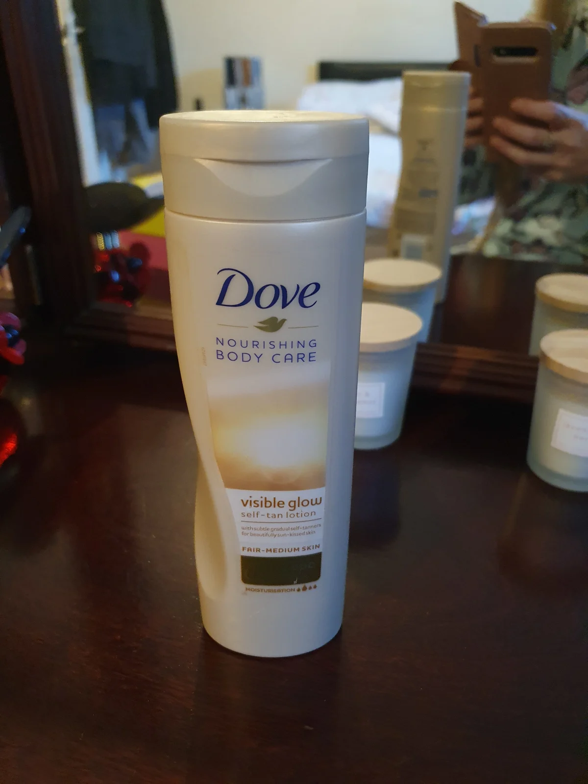 Dove Nourishing Body Care Visible Glow Self-Tan Lotion 250 ml - fair-medium (6 stuks) - review image