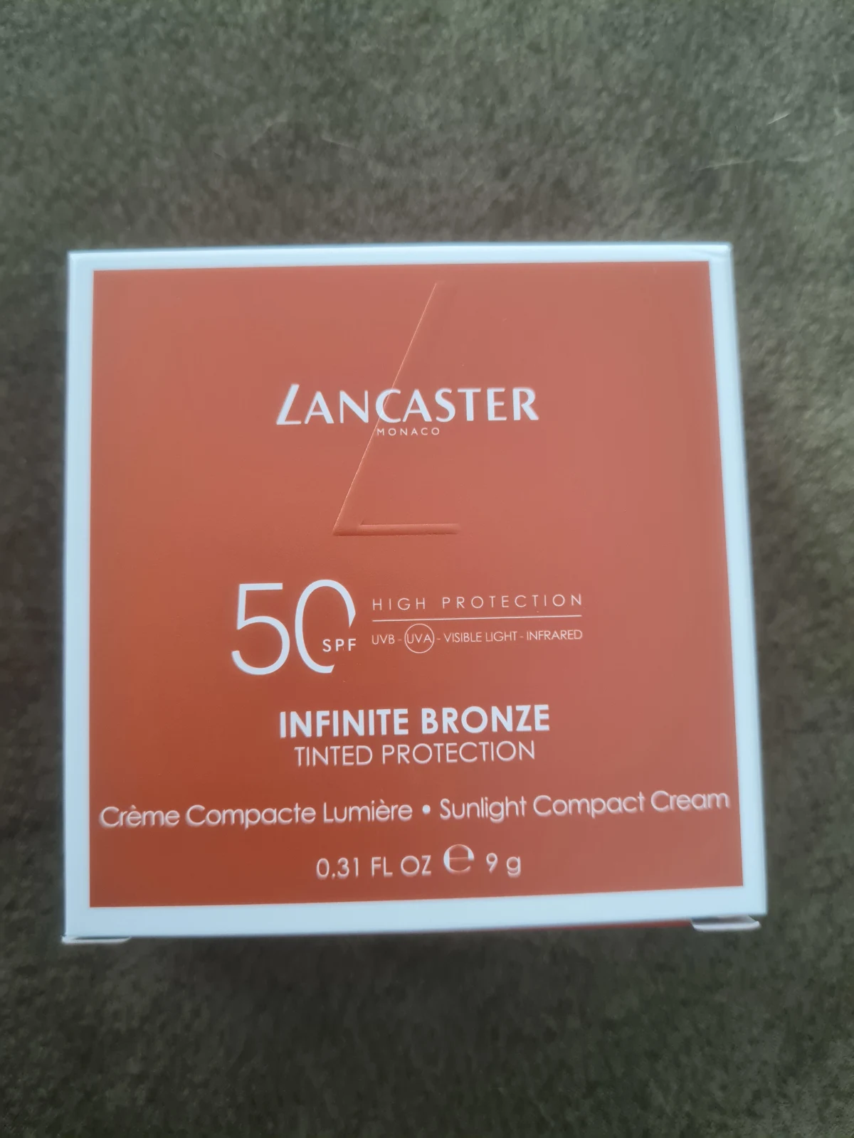 Lancaster Infinite Bronze Tinted Protection Sunlight Compact Cream SPF50 - review image