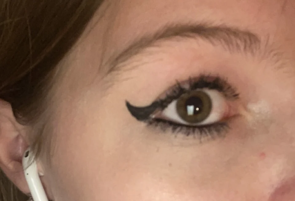 Glam'Eyes Professional Liquid Liner - review image