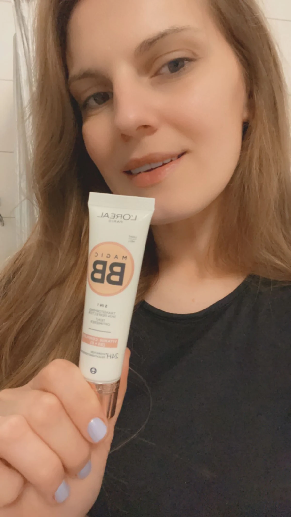 L'Oreal - Wake Up & Glow Bb C'Est Magic Spf20 - Bb Cream Light - review image