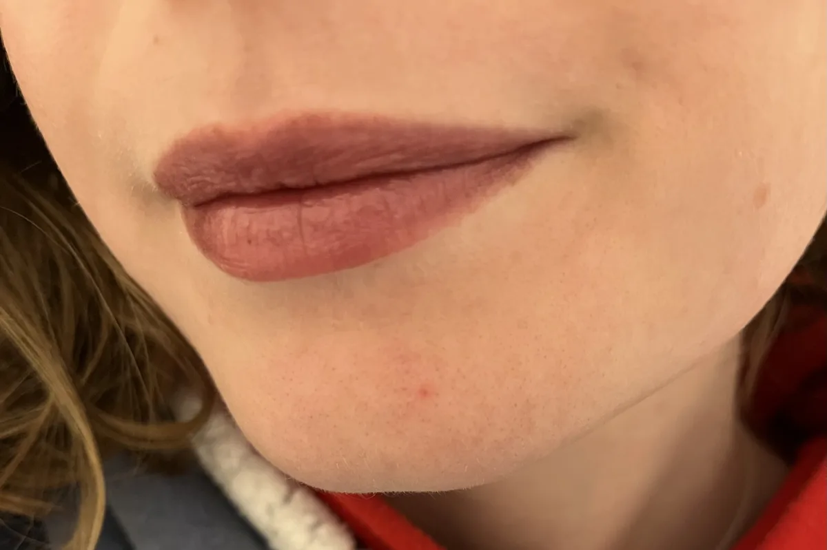 Almost Black Honey Lipstick - review image