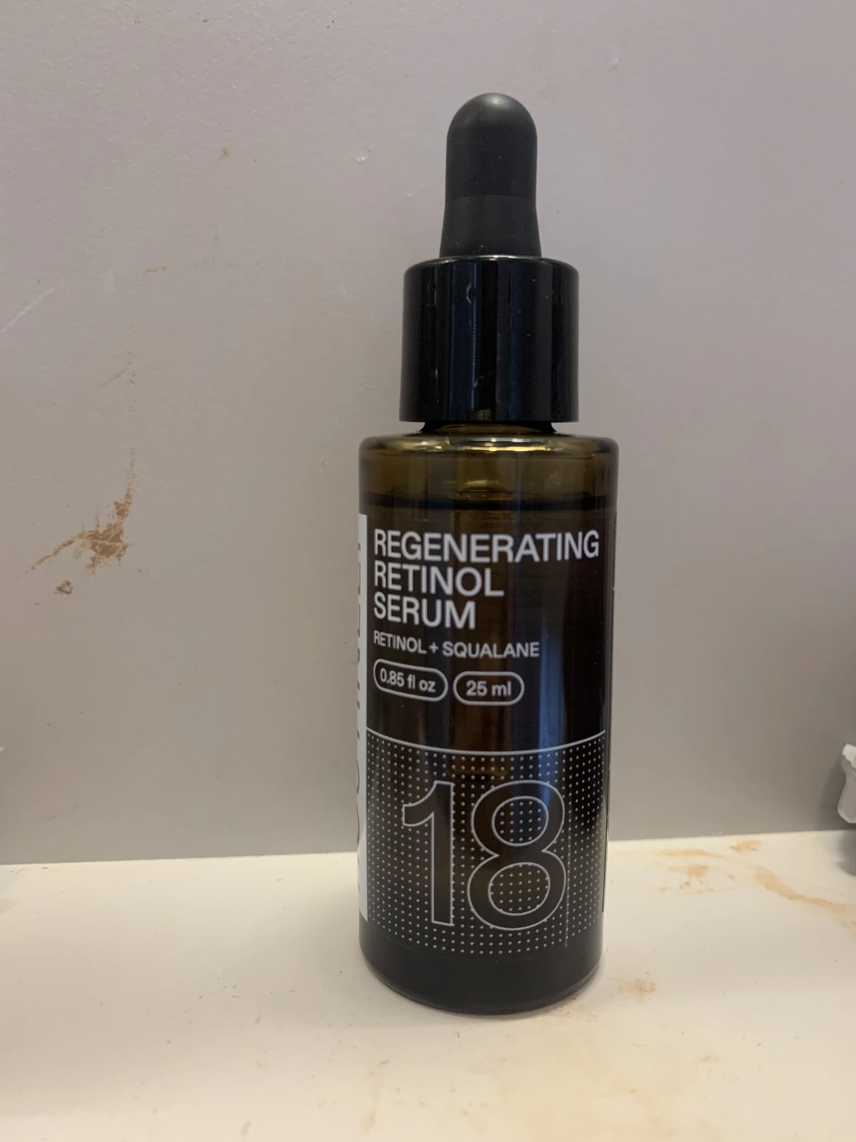 Regenerating retinol serum - review image