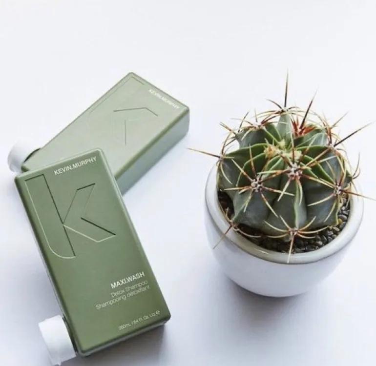 Kevin Murphy - MAXI.WASH - review image