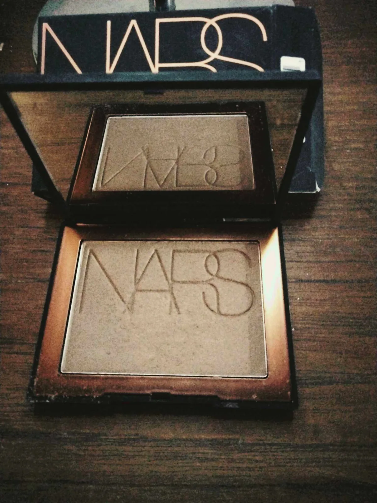 Bronzing powder - review image