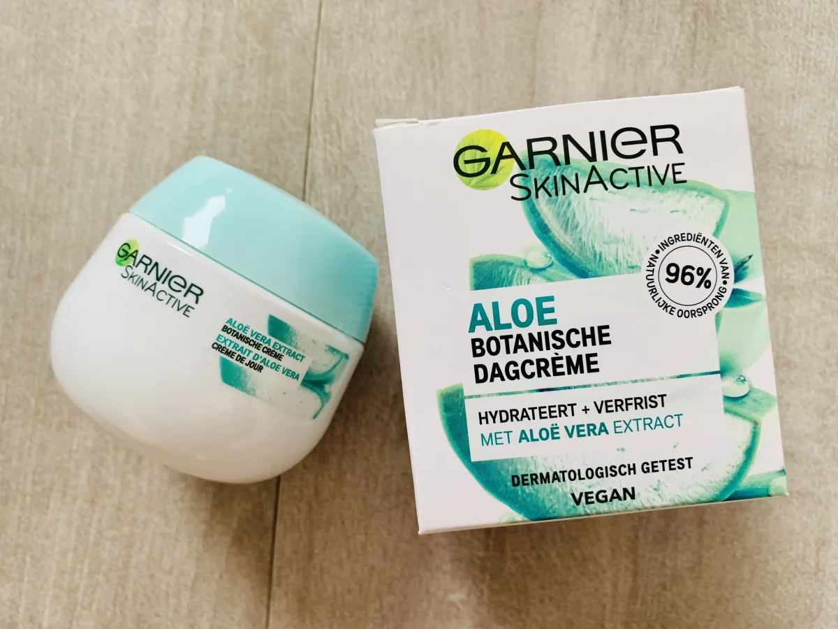 Garnier Skinactive Face SkinActive - Botanische Dagcrème met Aloë Vera Extract - 50 ml - Dagcrème - review image