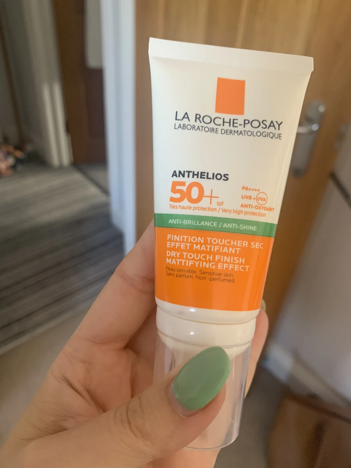 La Roche-Posay Anthelios Zonnebrand Anti-Pigmentatie SPF50+ - 50ml - review image