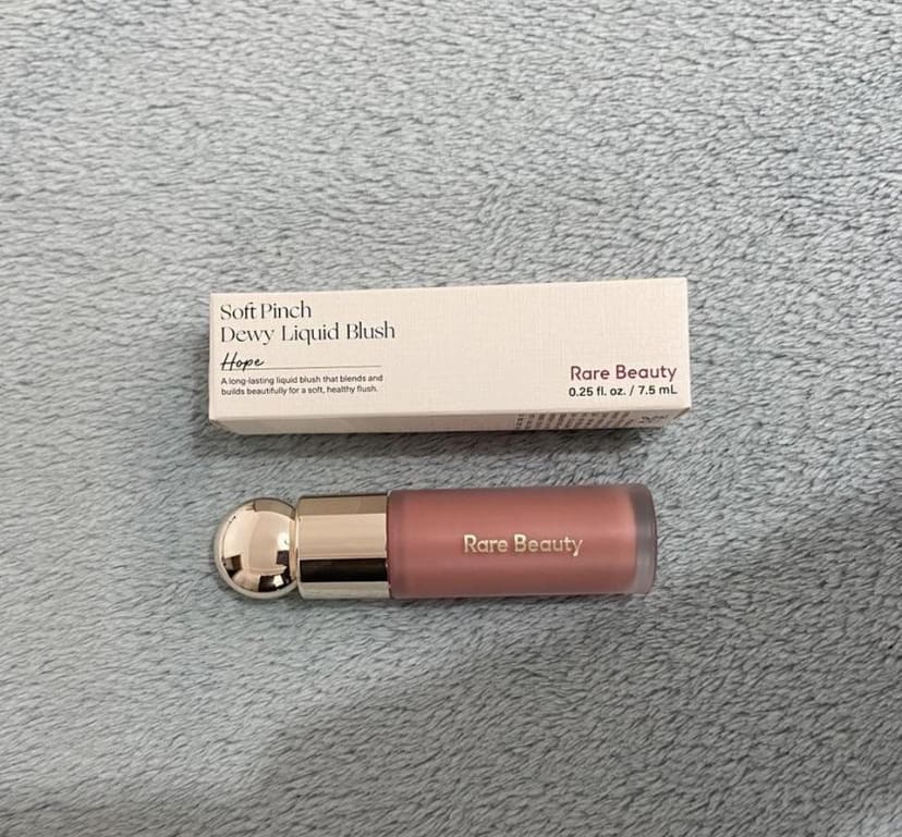 Soft Pinch Liquid Blush - review image