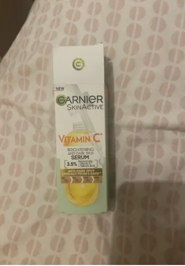 Garnier SkinActive  - Vitamine C* anti-dark spot Serum - review image