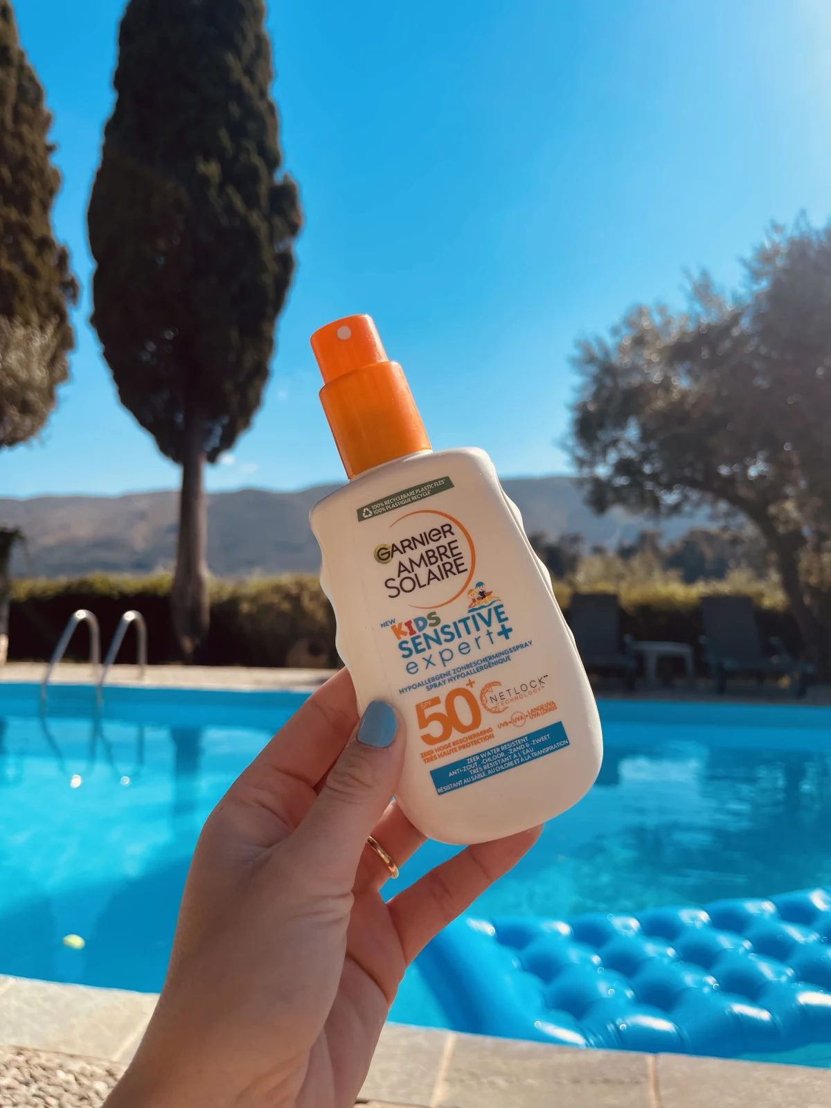 Garnier Ambre Solaire Kids Sensitive Expert+ Zonnebrandcreme SPF 50 - 150 ml - review image