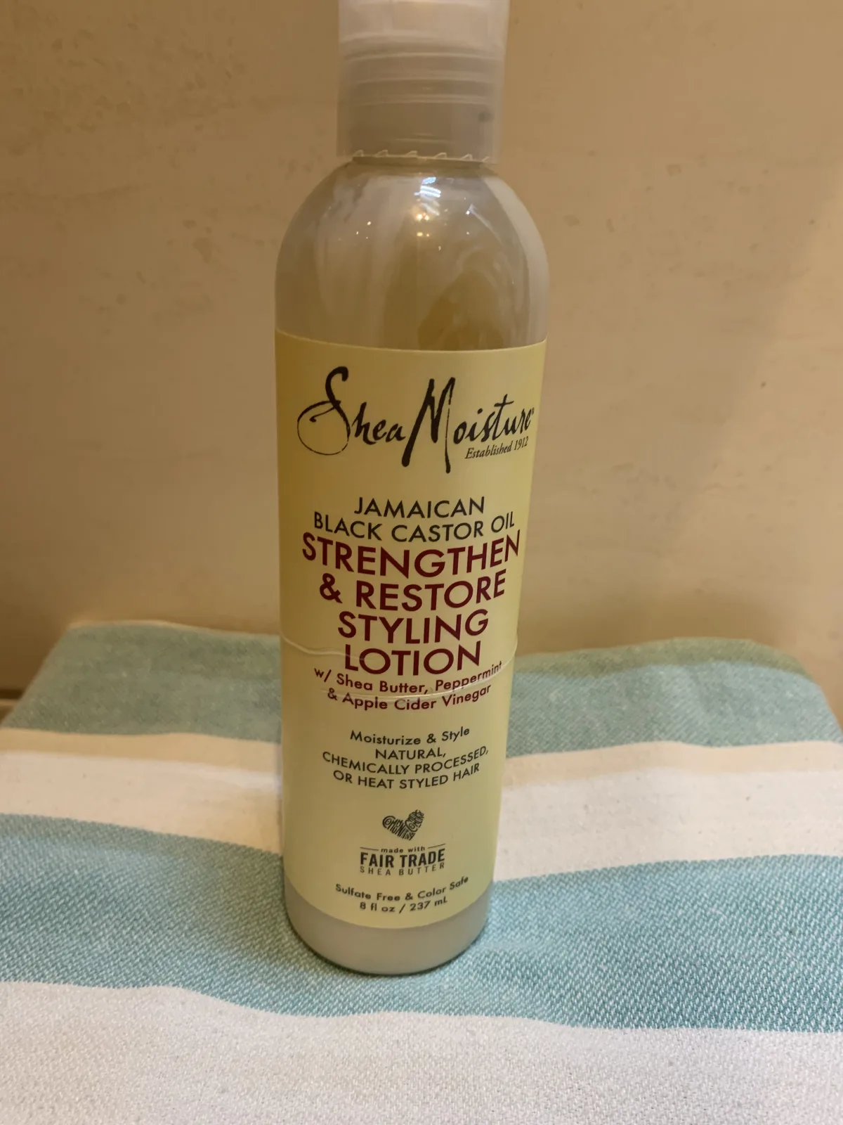 Jamaican Black Castor Oil Strengthen & Restore Styling Lotion - review image