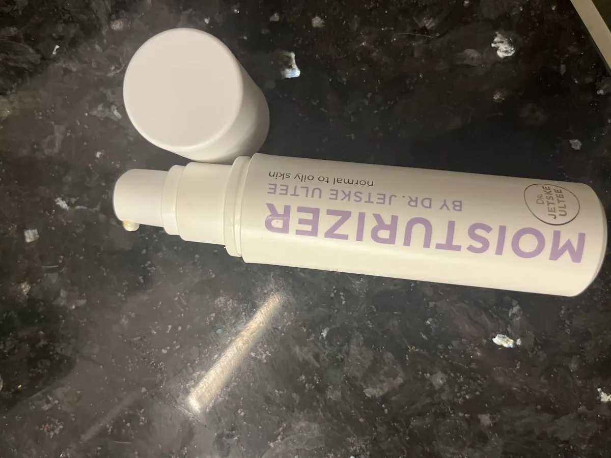 Moisturizer - review image