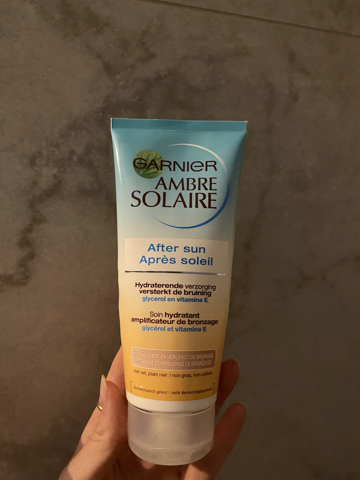 Garnier Ambre Solaire Aftersun - 200 ml - Gezicht & Lichaam - review image