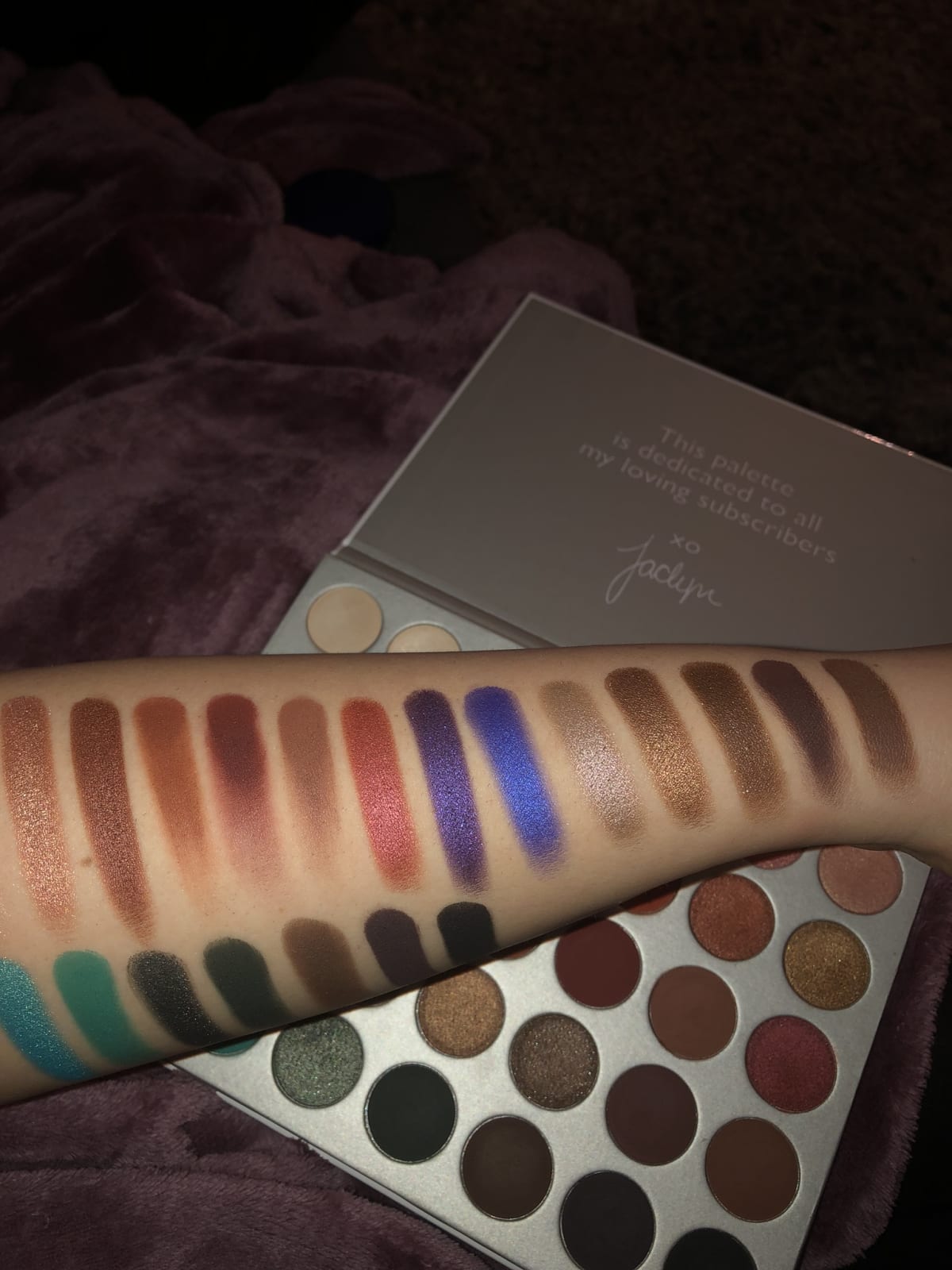 THE JACLYN HILL EYESHADOW PALETTE - review image