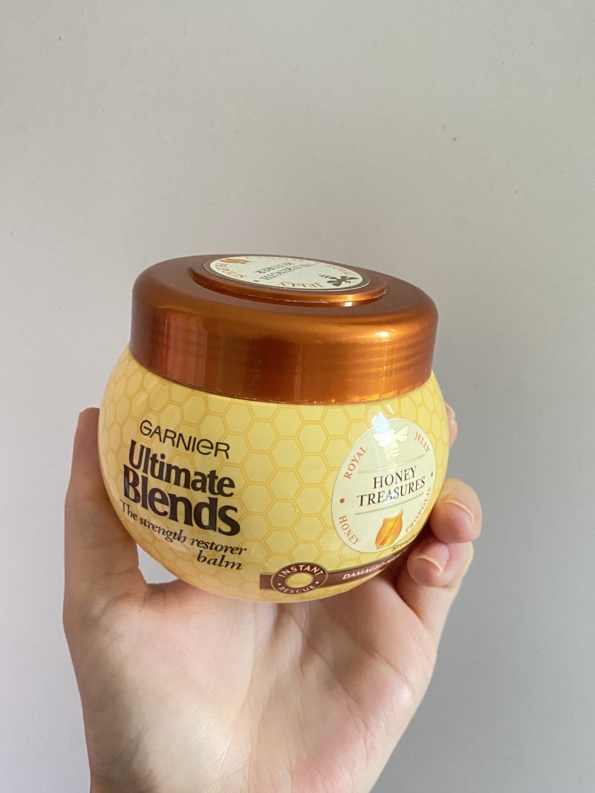 Garnier Loving Blends Honinggoud Haarmasker - 300 ml - review image