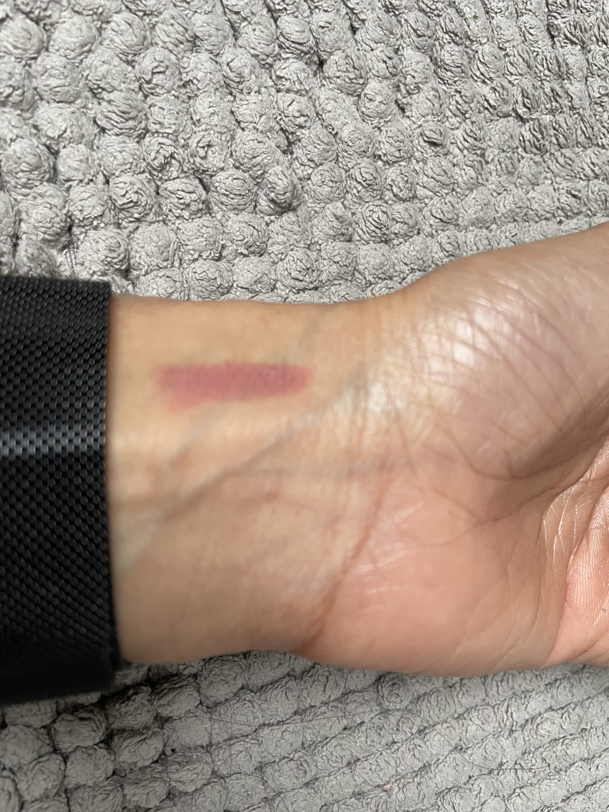 Velvet Dream Lipstick - review image