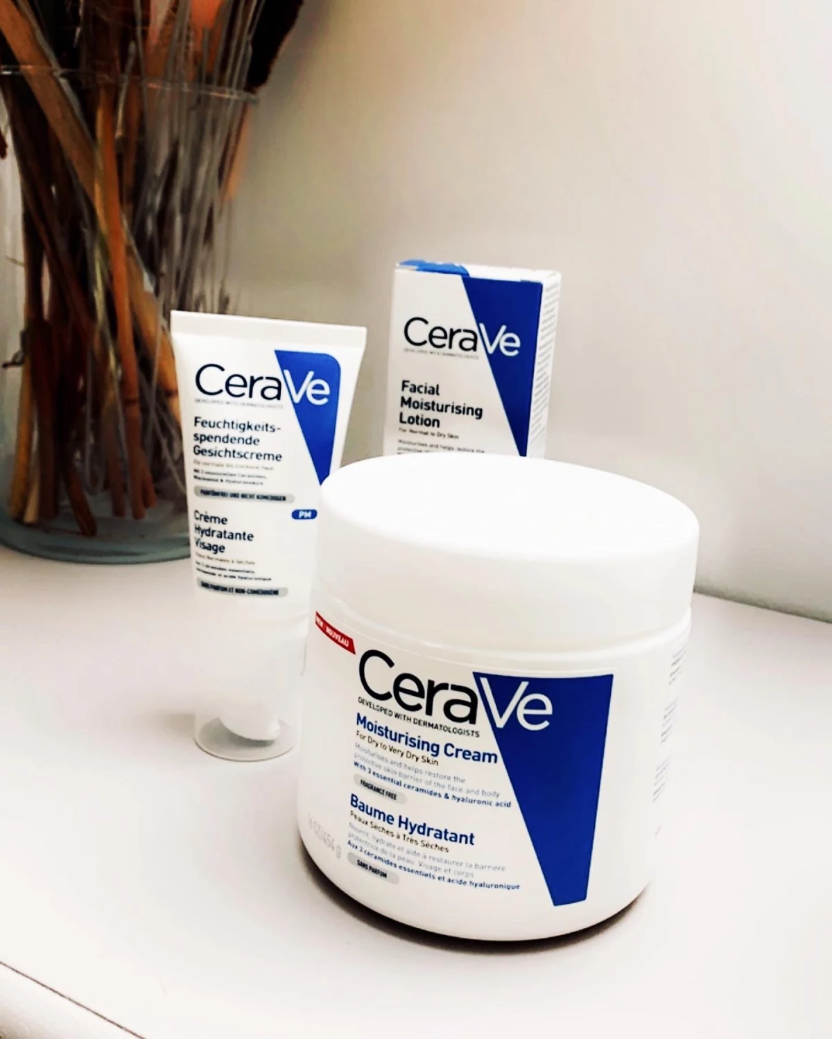 CeraVe Moisturising Cream - review image