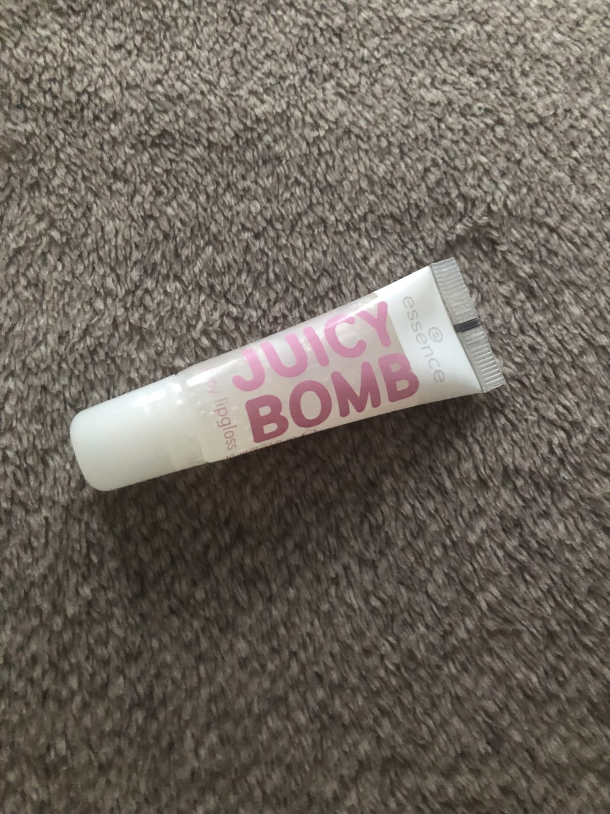 Lipgloss Essence Juicy Bomb Nº 105-bouncy bubblegum 10 ml - review image