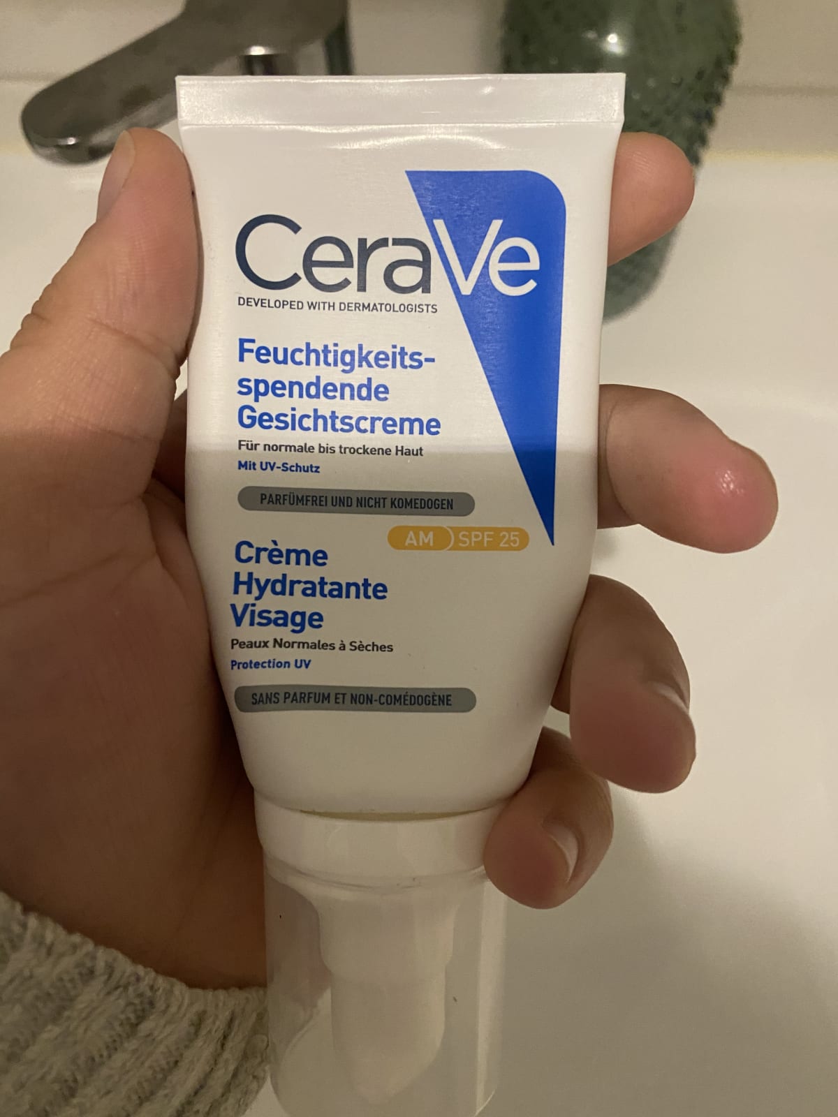 CeraVe Hydrating Balm 2x177ml - hyaluronzuur - droge huid - huid te herstelen - hydrateren - review image