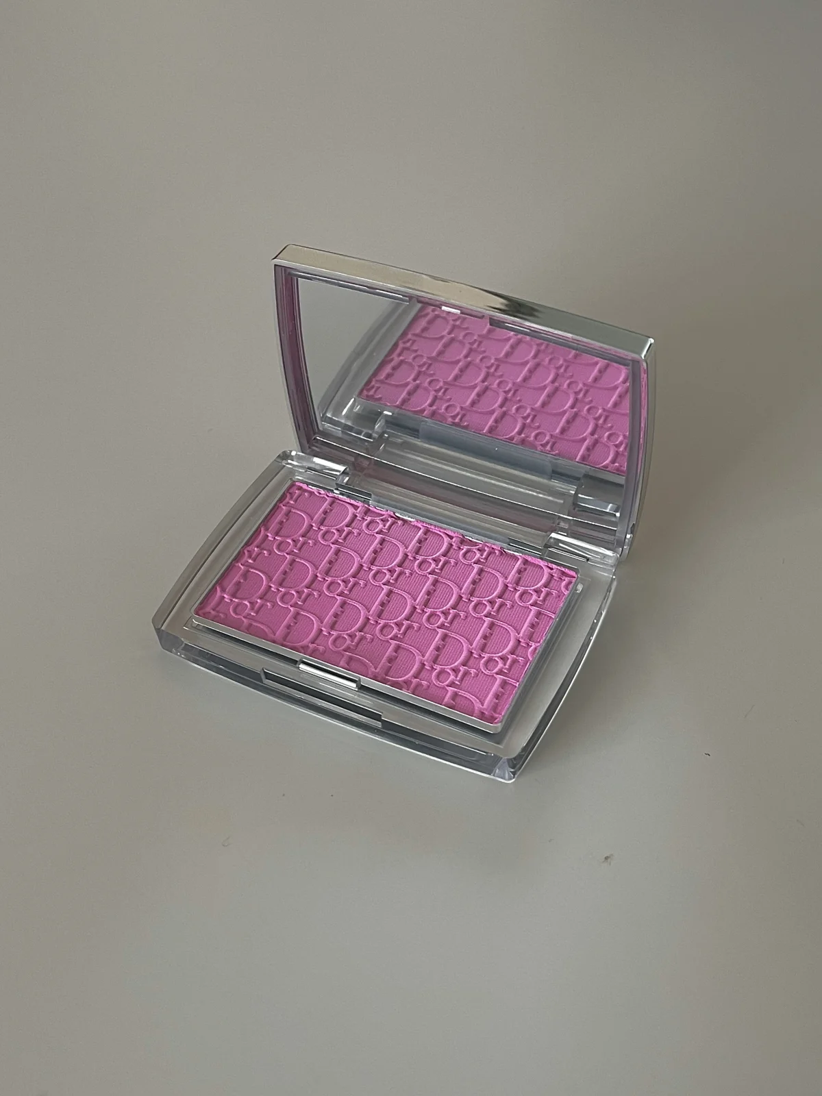 DIOR BACKSTAGE 001 - Pink Rosy Glow Blush 4.6 g - review image