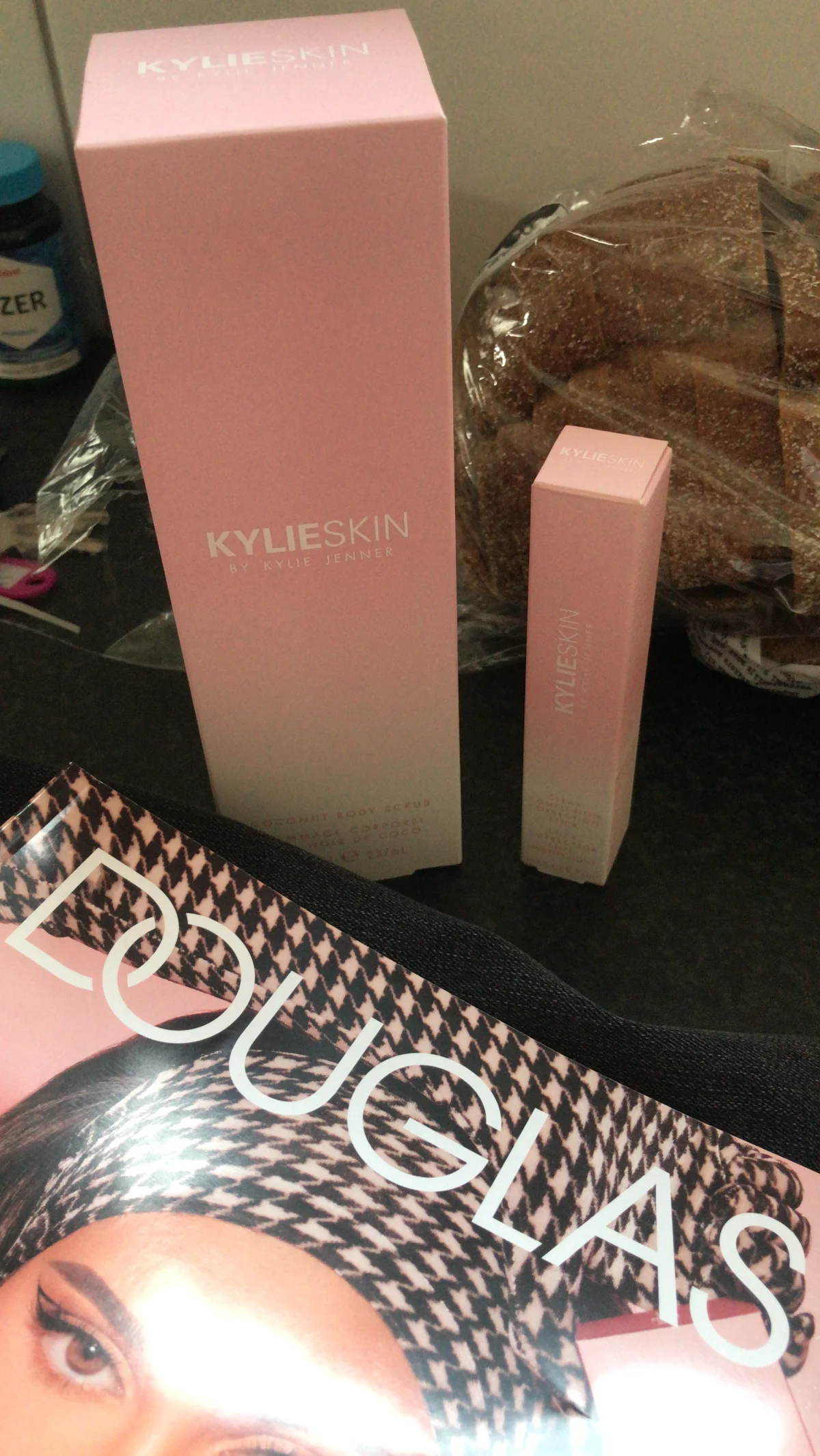 KYLIE SKIN Coconut - review image