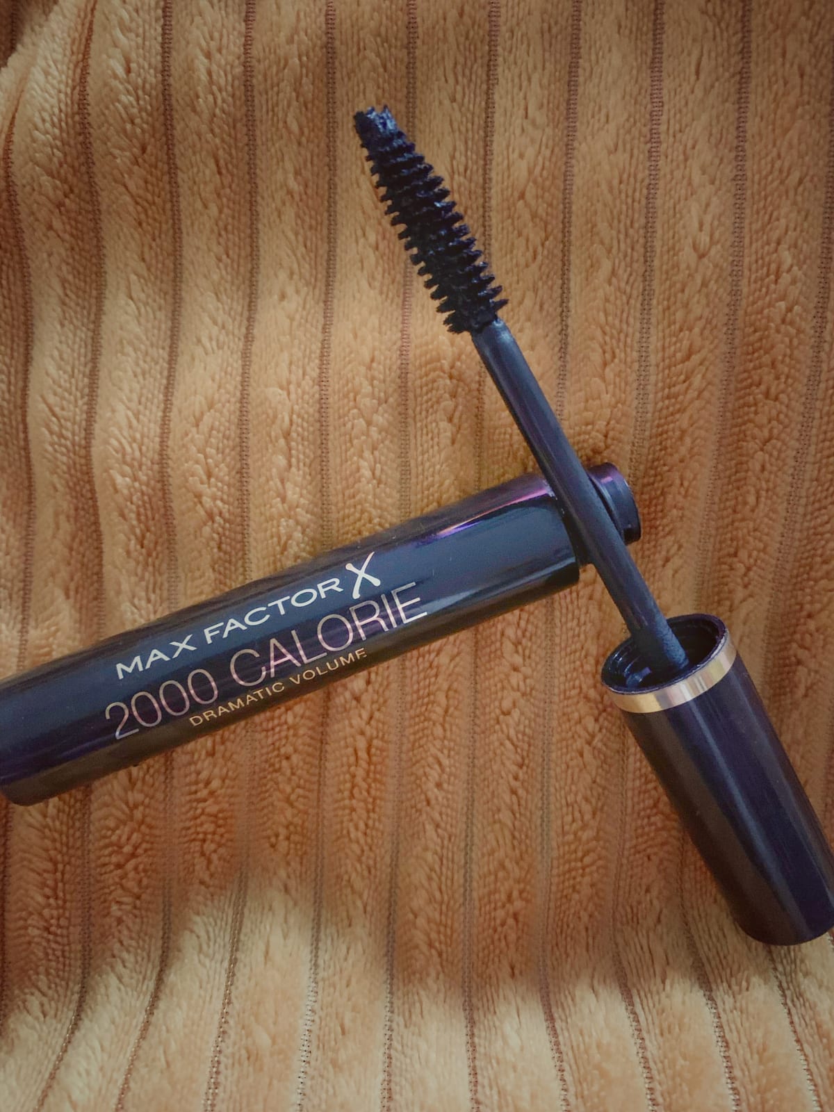 Max Factor 2000 Calorie Curl Addict Mascara - Zwart - review image