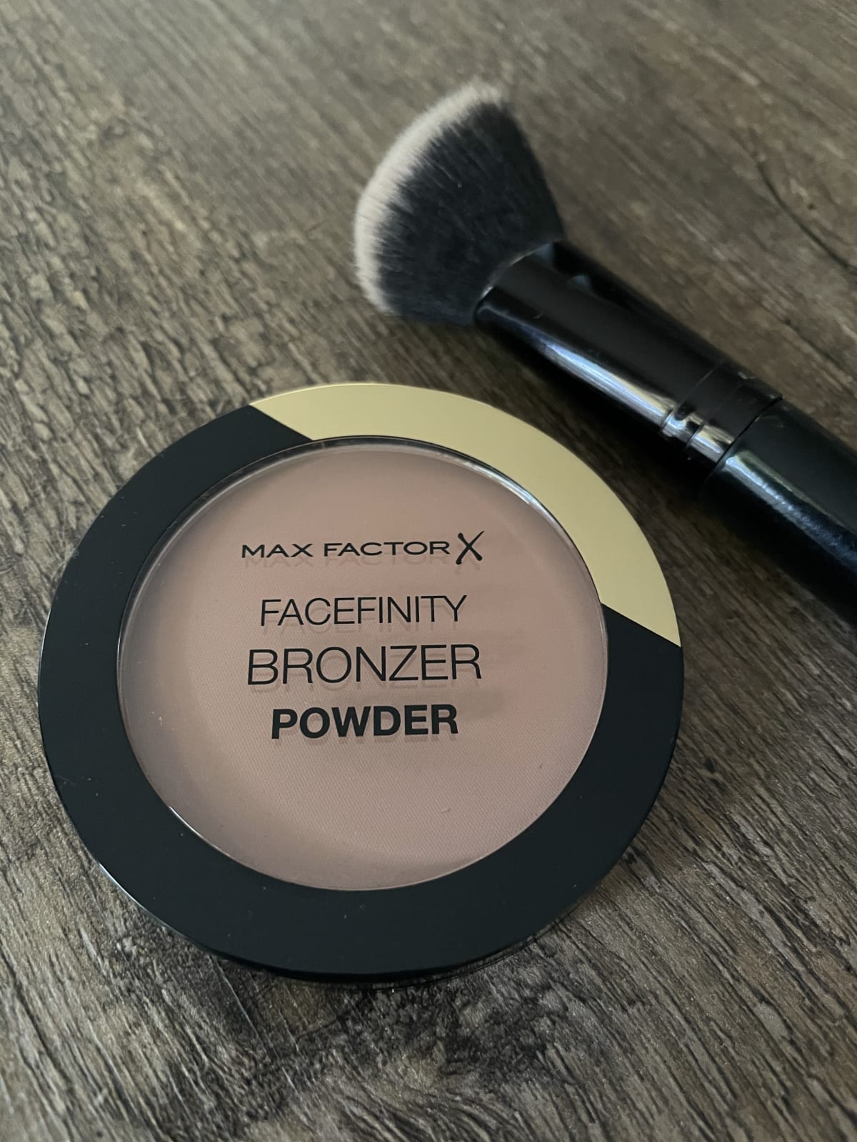 Facefinity Bronzer - review image