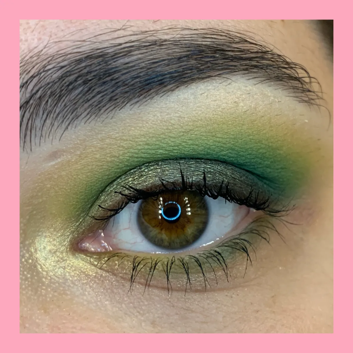 Alien - Eyeshadow Palette - review image